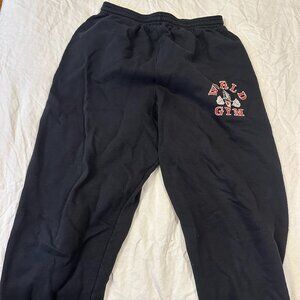 World Gym Capri Sweatpants